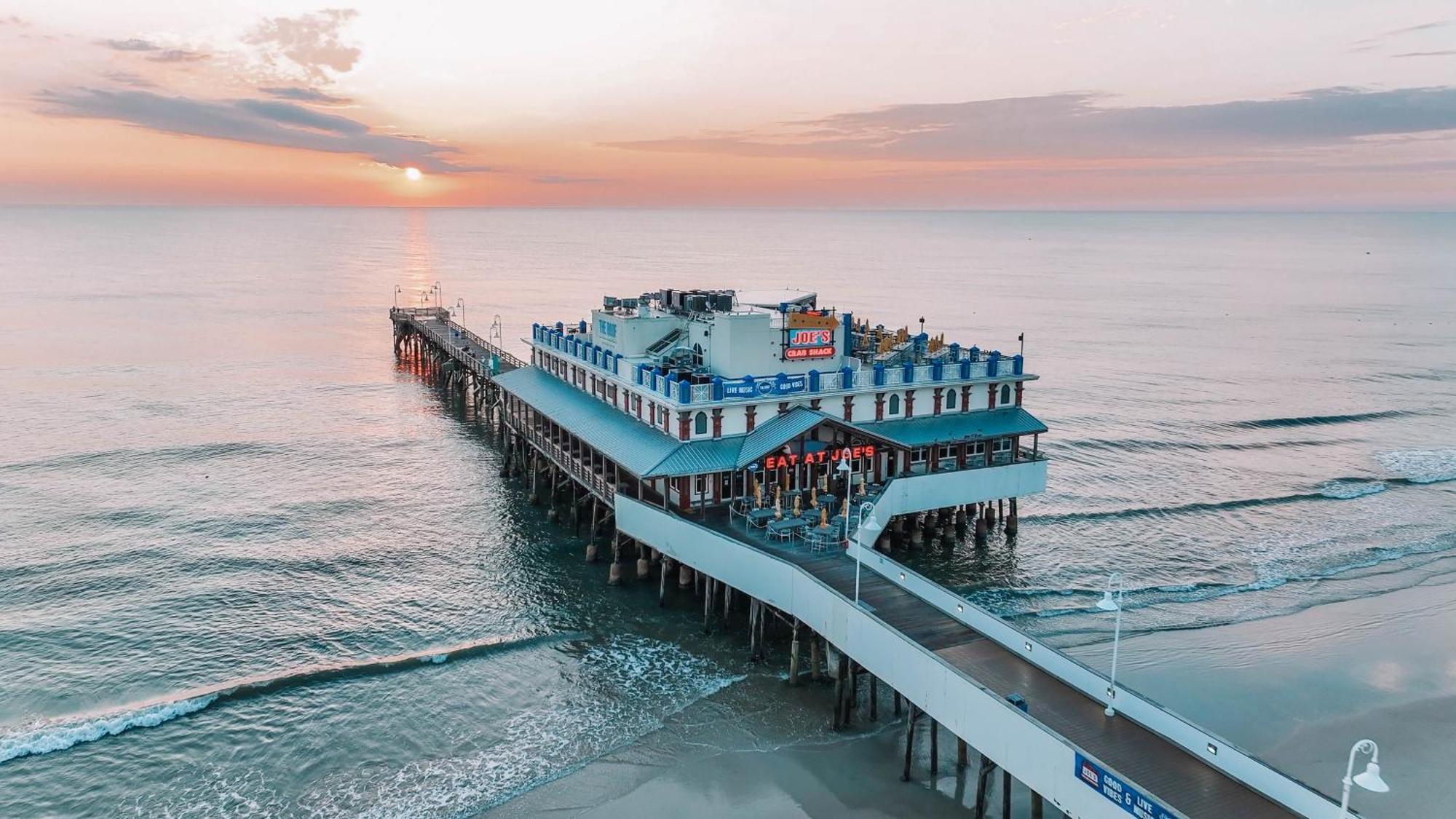 Boardwalk Inn And Suites Дейтона-Бич Экстерьер фото